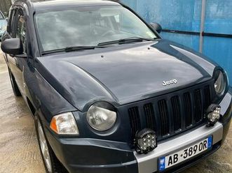 jeep compas shitet benzin gas