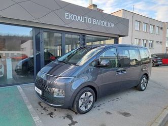 hyundai staria 1,6 t-gdi hev 6at premium