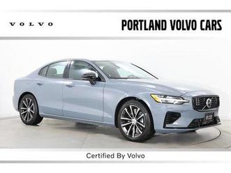 2024-volvo-s60-recharge-plug-in-hybrid-t8-core-dark-theme