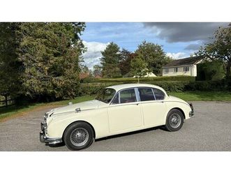 1965 jaguar mark 2 blanc manuel, 4 vitesses conduite à dr...