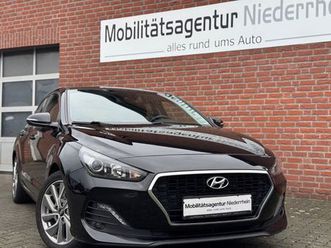 hyundai-i30-1-4-t-gdi-fastback-navi-kamera-carplay-shz