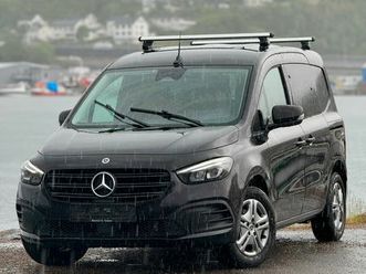 110 cdi 95hk 3-seter,/ryggekamera/hengerfeste/carplay++