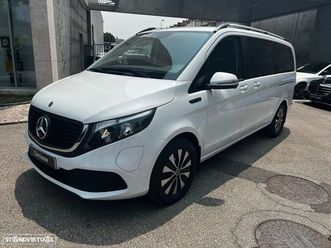 mercedes-benz-eqv-300