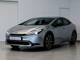 <li class=breadcrumbs-module_list-item__zg-6q toyota prius prius plug-in 2.0 hybrid luxury </ol>