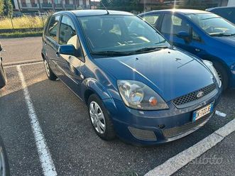 ford-fiesta-1-4-tdci-50kw-5-porte