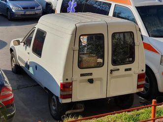 се продава citroen c15