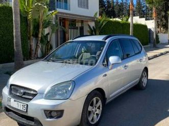 kia carens diesel manuelle 2009 à meknès