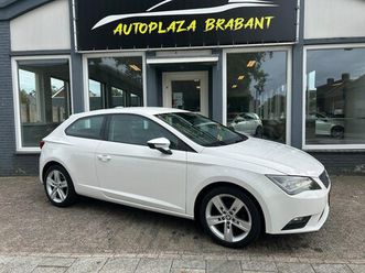 seat leon sc - 1.2 tsi style business/ automaat/ cruise/ clima/ pdc/ bluetooth/ 17 inch/ xenon