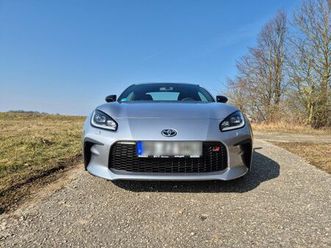 toyota-gr-86-premium-modell-mit-top-auss