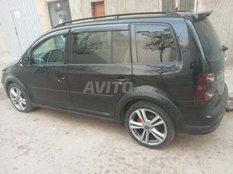 volkswagen touran croos