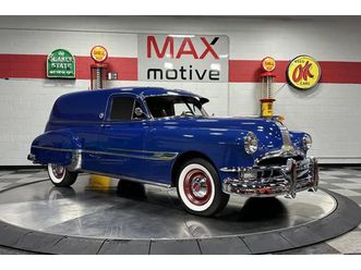 1952 pontiac chieftain car