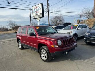 used 2014 jeep patriot sport