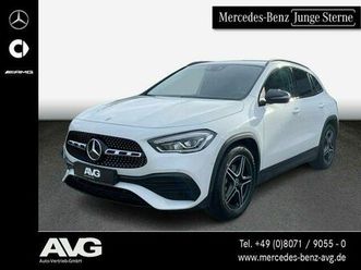 mercedes-benz-gla-200-amg-night-keyless-led-mbux-navi