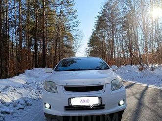 toyota-corolla-axio-2011