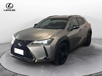 lexus ux hybrid midnight nuova a torino