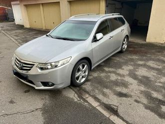 honda-accord-2-0-tourer-lifestyle-bi-xenon