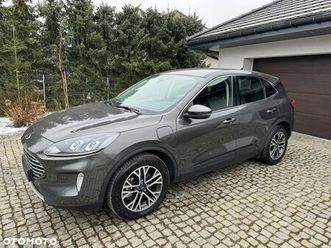 ford-kuga-2-5-duratec-phev-titanium