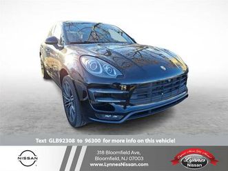 2016-porsche-macan-turbo