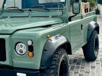 defender-d90-ragtop-preparateur-de-renomme-anglais