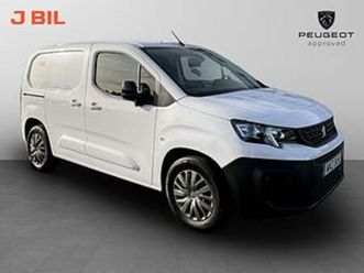 peugeot e-partner l1 pro+ 50kwh carplay navi farthållare