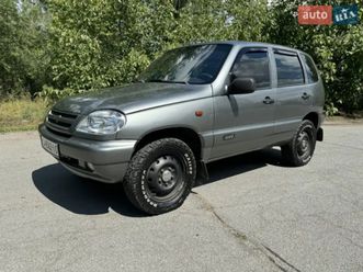 chevrolet niva 2004