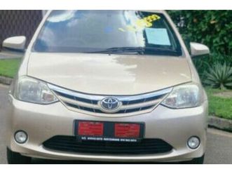 2014-toyota-etios-1-5-xs