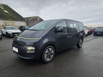 hyundai staria 1.6 t-gdi 225ch hybrid executive