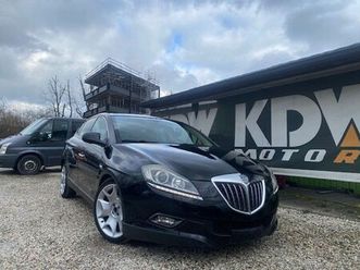 lancia-delta-1-6-multijet-oro