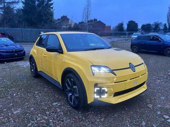 RENAULT R5 urban-range-40kwh-evolution-auto-5dr