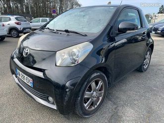 toyota-iq-vvti-68cv-2010-106-000kms-4-places