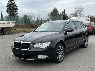 škoda superb 2,0 tdi 103kw,xenon,navi,tažné