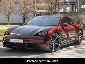 porsche-taycan-turbo-s-cross-turismo-bose-surround-view