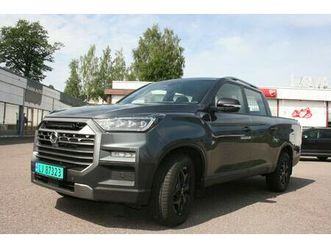 2,2d 202 4wd black line