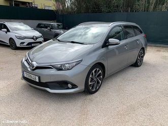 usado-toyota-auris-touring-sports-2016-14-990-eur-96-000-km-standvirtual-com
