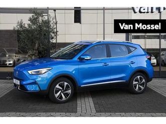 mg zs - ev standard range luxury 50 kwh | navi | leder | panoramadak | 360 camera | led koplampen