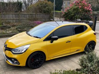 renault-clio-1-6t-16v-rs-sport-220-trophy-auto-2017-17k-miles