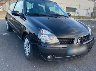 RENAULT CLIO renault-clio2-1-4l-16v