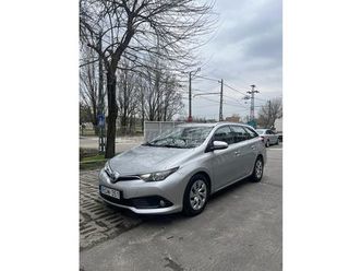 toyota-auris-touring-sports-1-4-d-4d-active-trend-magyarorszagi-vezetett-szervizkonyv