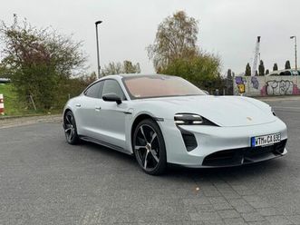 porsche-taycan-gts-carbon-2-jahre-porsche-garantie