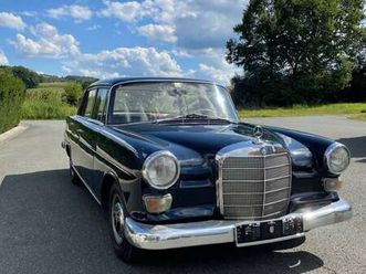 mercedes-benz-heckflosse-w110