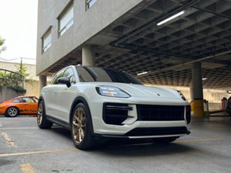 PORSCHE CAYENNE COUPE TURBO GT porsche-cayenne-coupe-4-0-v8-turbo-gt-at