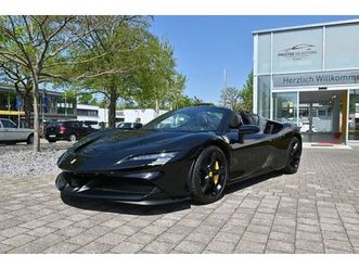 ferrari sf90 spider/lift/carbonsitze/jbl/sofort/deutsch!