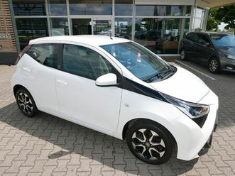 toyota aygo x-play team d kamera*klima