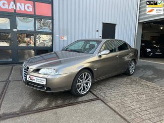 3-0-v6-distinctive-nl-auto-leder-cruise-control-memory-stoelverwarming-airco-trekha