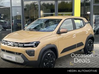 dacia spring extreme 65pk 26.8 kwh | navigatie | camera | apple carplay/android auto | pdc achter | airco | v2l | cruise control