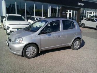 elado-hasznalt-toyota-yaris-1-0-linea-terra-magyarorszagi-klimas-tolatoradar-ulesfut