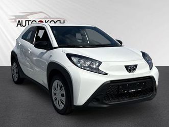 toyota-aygo-x-1-0-vvt-i-business-edition-5-m-t-apple-ca