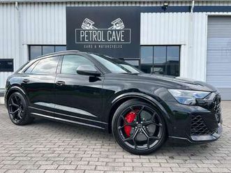 suv 4.0 v8 tfsi quattro performance - facelift '25