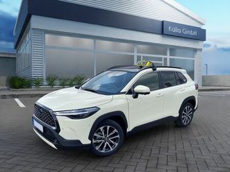 toyota-corolla-cross-hybrid-2-0-lounge-taxi-intax-gmbh