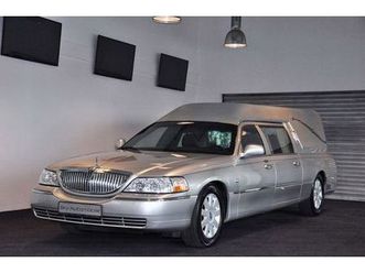 lincoln town car v8 (facelift) ! stretch-leichenwagen !